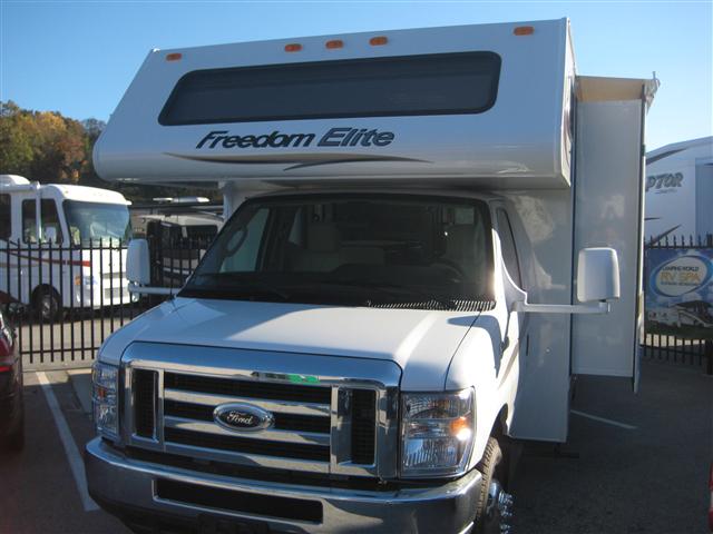 New 2010 Fourwinds Freedom Elite 26E Class C For Sale